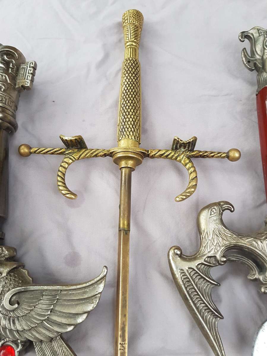 Lot of Fantasy Swords (Longest 69 cm)