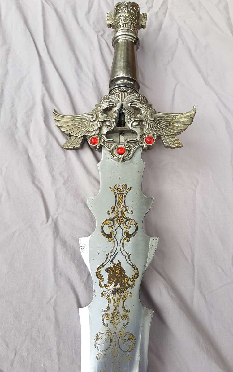 Lot of Fantasy Swords (Longest 69 cm)