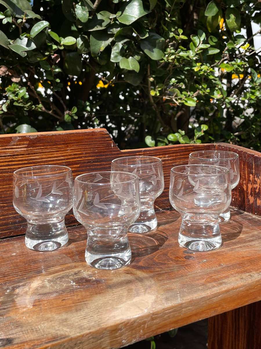 5x Crown Corning Regis Liqueur Shot Glasses