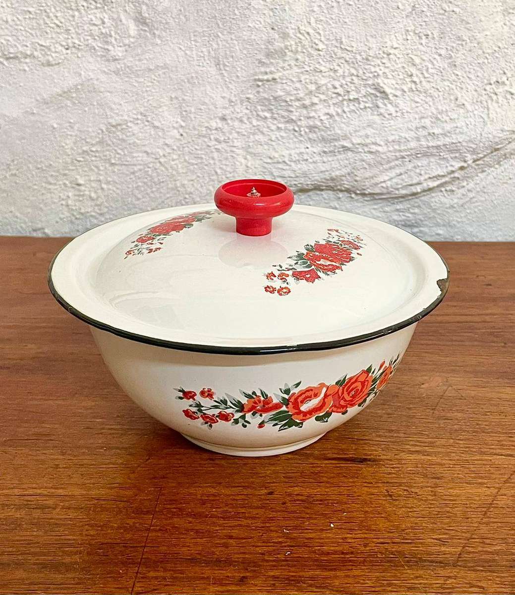 Floral Print enamalware bowl