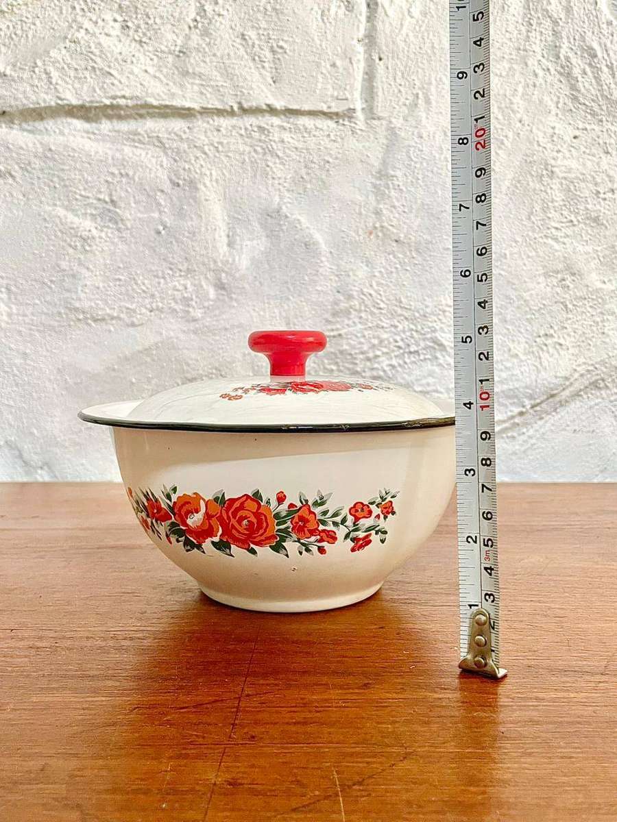 Floral Print enamalware bowl
