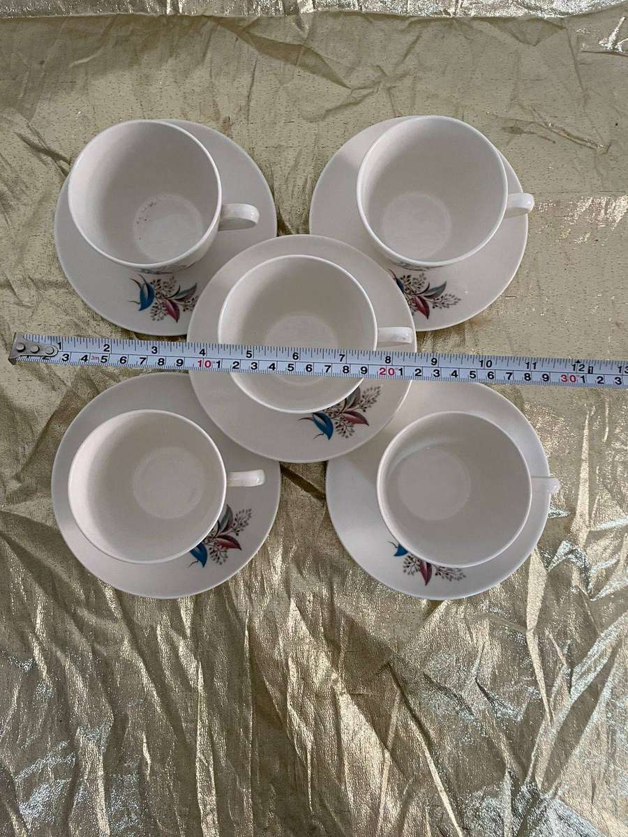 5x Duo Continental China Tea cups & Saucers