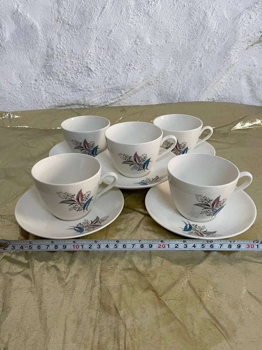 5x Duo Continental China Tea cups & Saucers