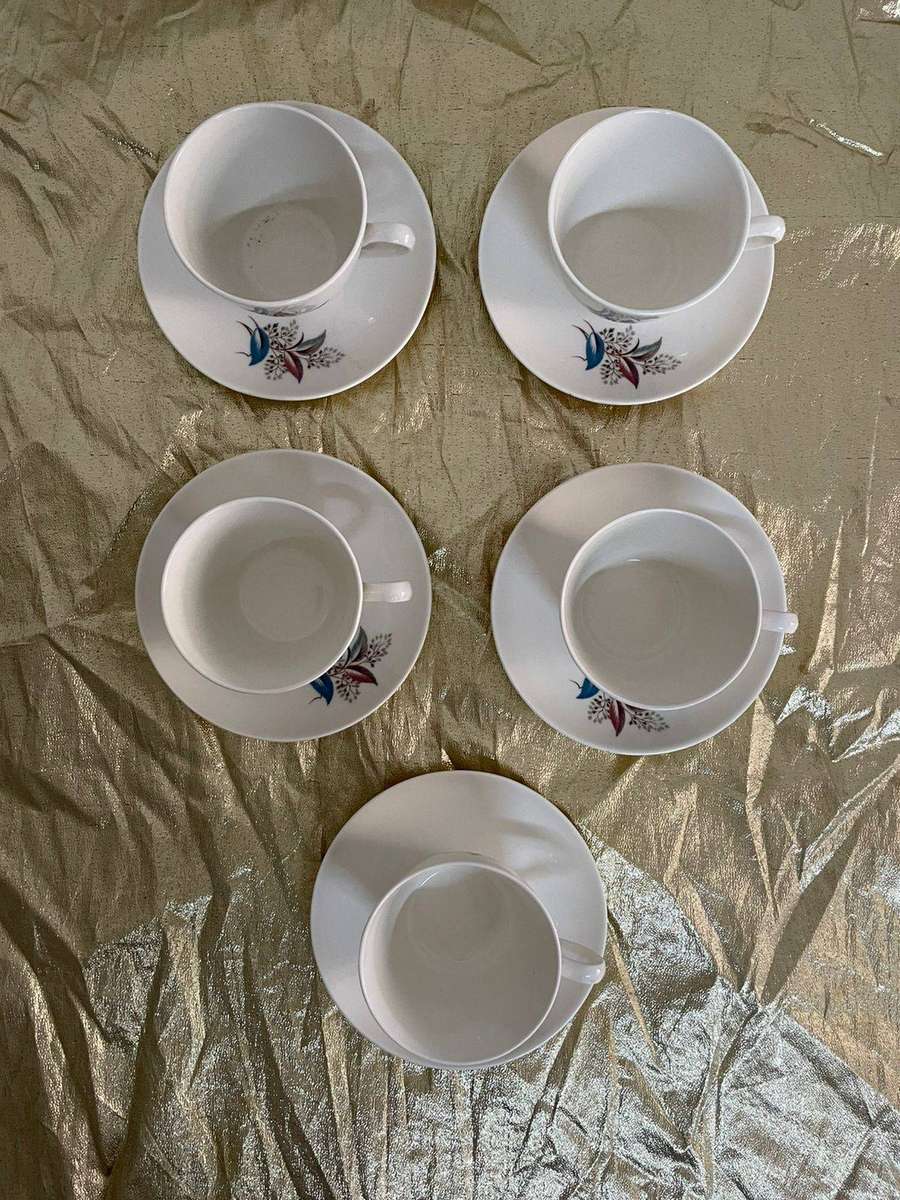 5x Duo Continental China Tea cups & Saucers