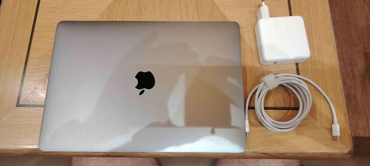 Unleash Power & Elegance with the MacBook Air M1  A Deal Too Good to Miss!