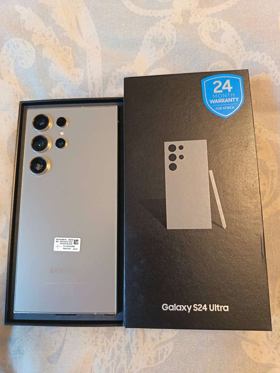 Samsung S24 Ultra 256GB Local Stock Pre-owned