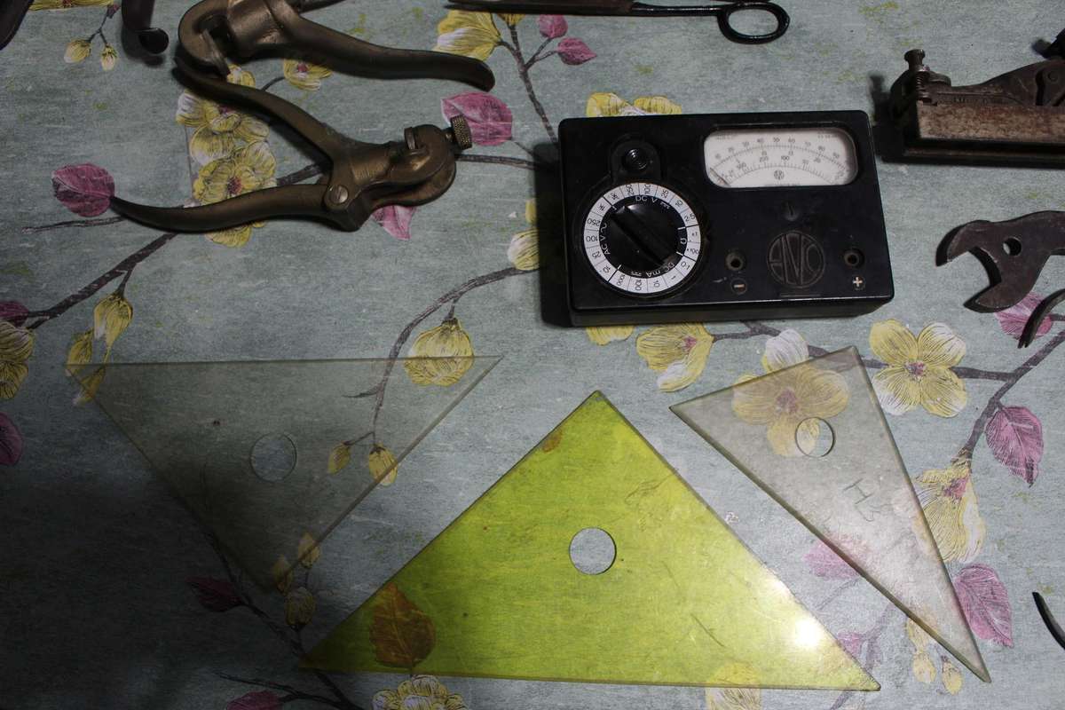 25 Pc Vintage Tools. ALL FOR ONE PRICE!