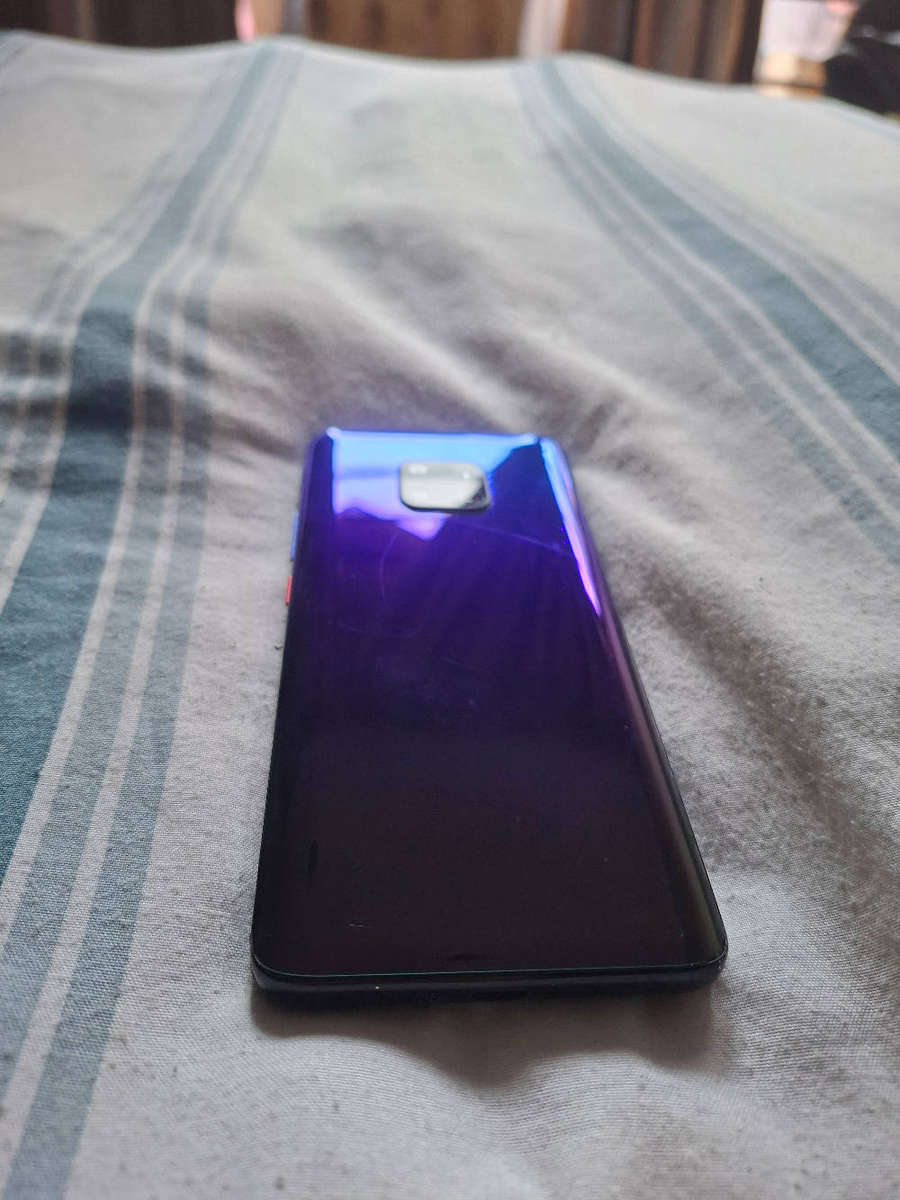 Huawei Mate 20 Pro (128gb +6gb)