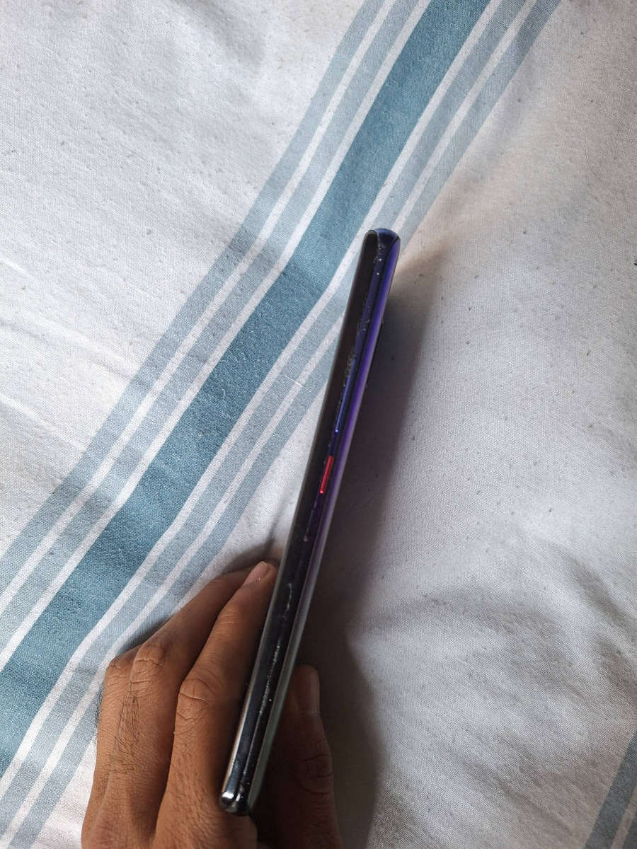 Huawei Mate 20 Pro (128gb +6gb)