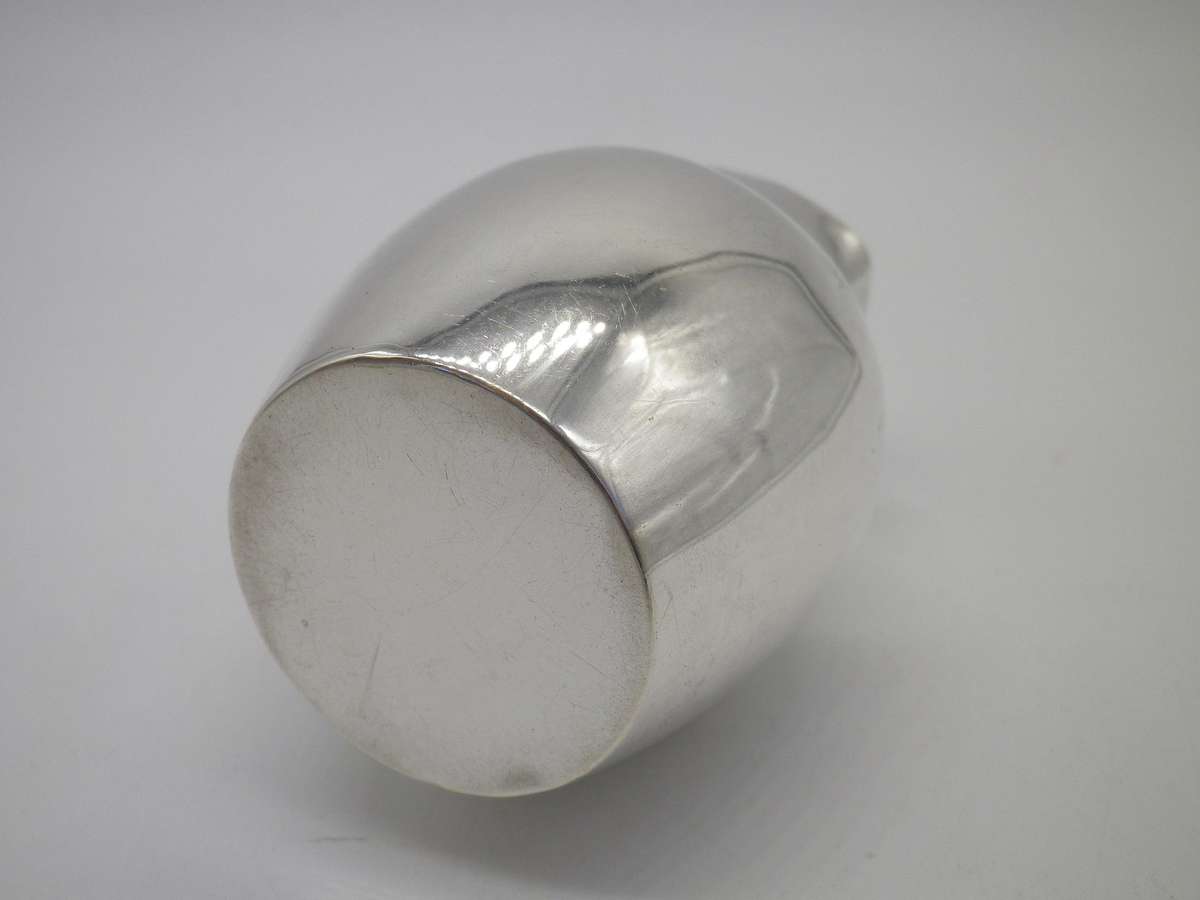 Hallmarked Silver Creamer. Birmingham, 1897. S Blanckensee & son Ltd 7cm. 57g