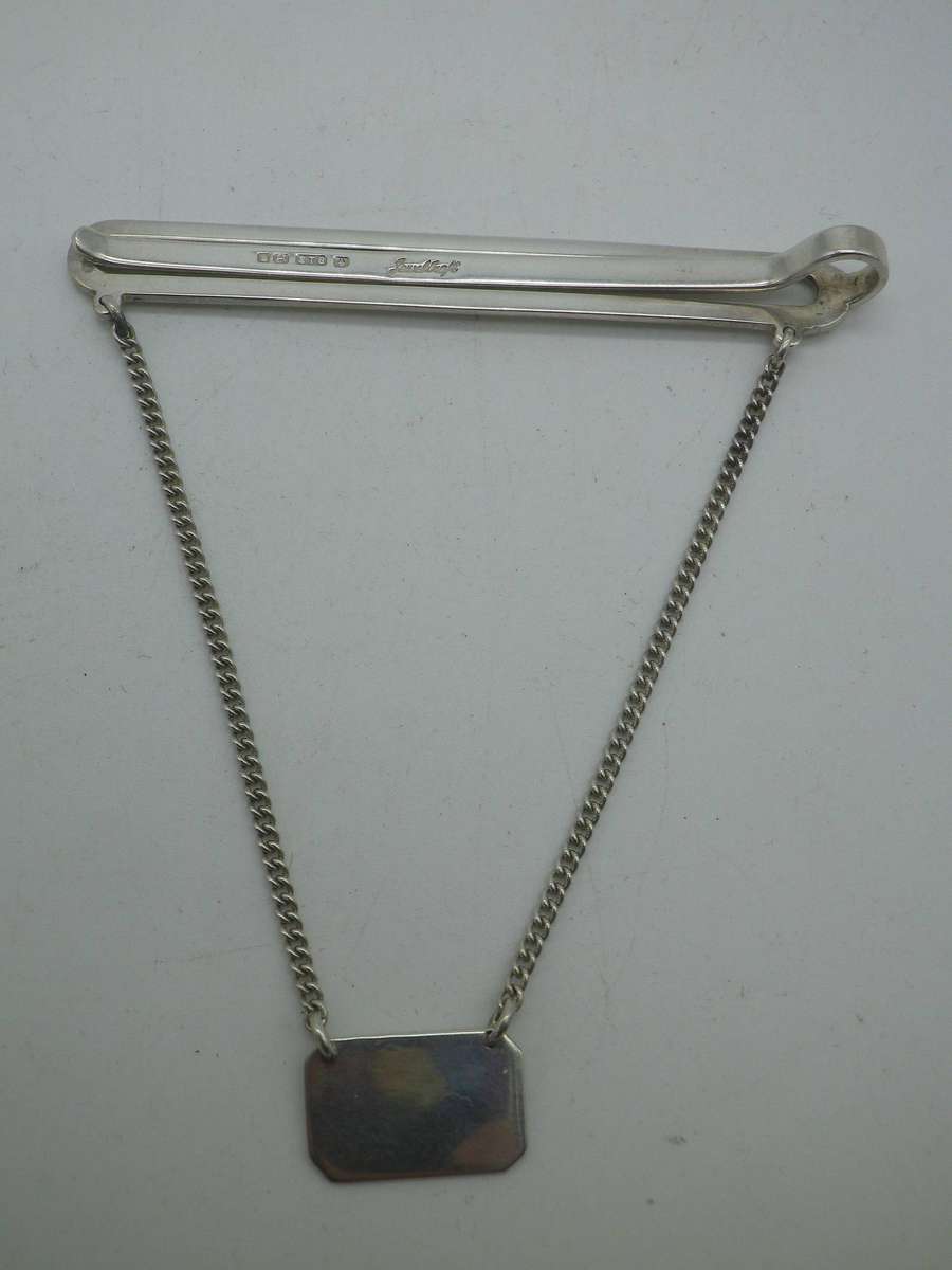 Hallmarked Sterling Silver Ladies Tie or scarf pin with medallion for engraving initials. 7cm. 8.21g