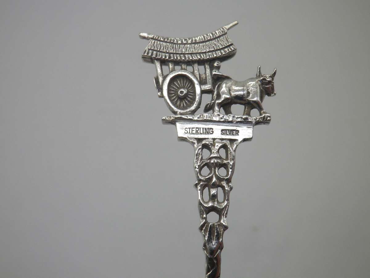 Sterling Silver FIGURAL Souvenir spoon, Malaysia. Bull Drawing cart. 11.2 grams. 11cm long