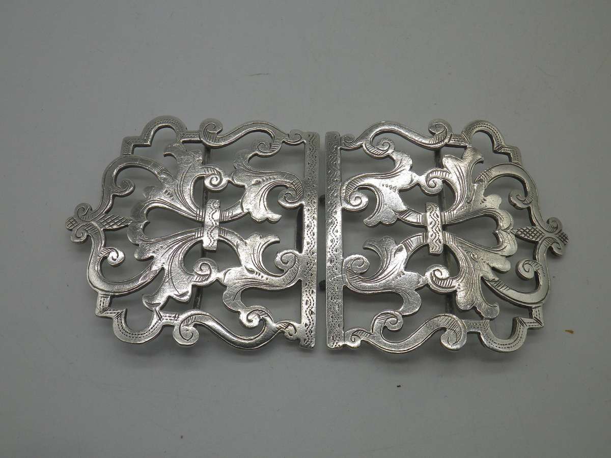 Hallmarked Silver Nurses Buckle Birmingham, 1897. Deakin & Francis Ltd  41.7 g. Damaged