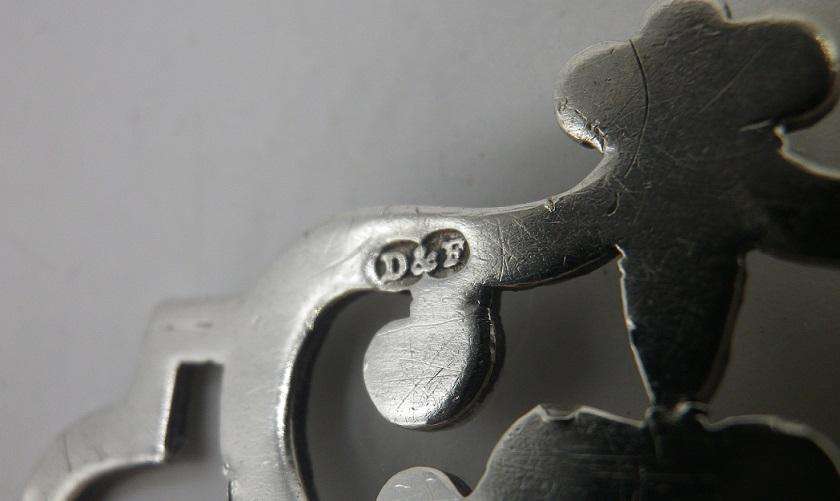 Hallmarked Silver Nurses Buckle Birmingham, 1897. Deakin & Francis Ltd  41.7 g. Damaged