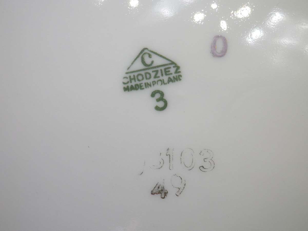 Beautiful Hand painted Display plate. Myth of 'Zeffiro & Flora' by Tiepolo. Chodziez Poland 24cm