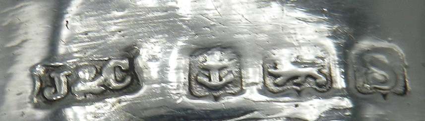 Pair Hallmarked Sterling silver serviette rings. Birmingham, 1917 Jones&Crompton 21 g 4.5x1.8 cm