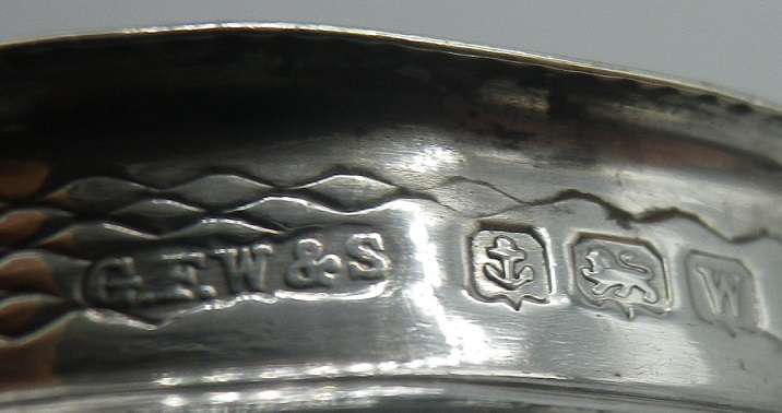 Hallmarked Sterling silver serviette ring Birmingham 1921 14 g 4x2.5 cm