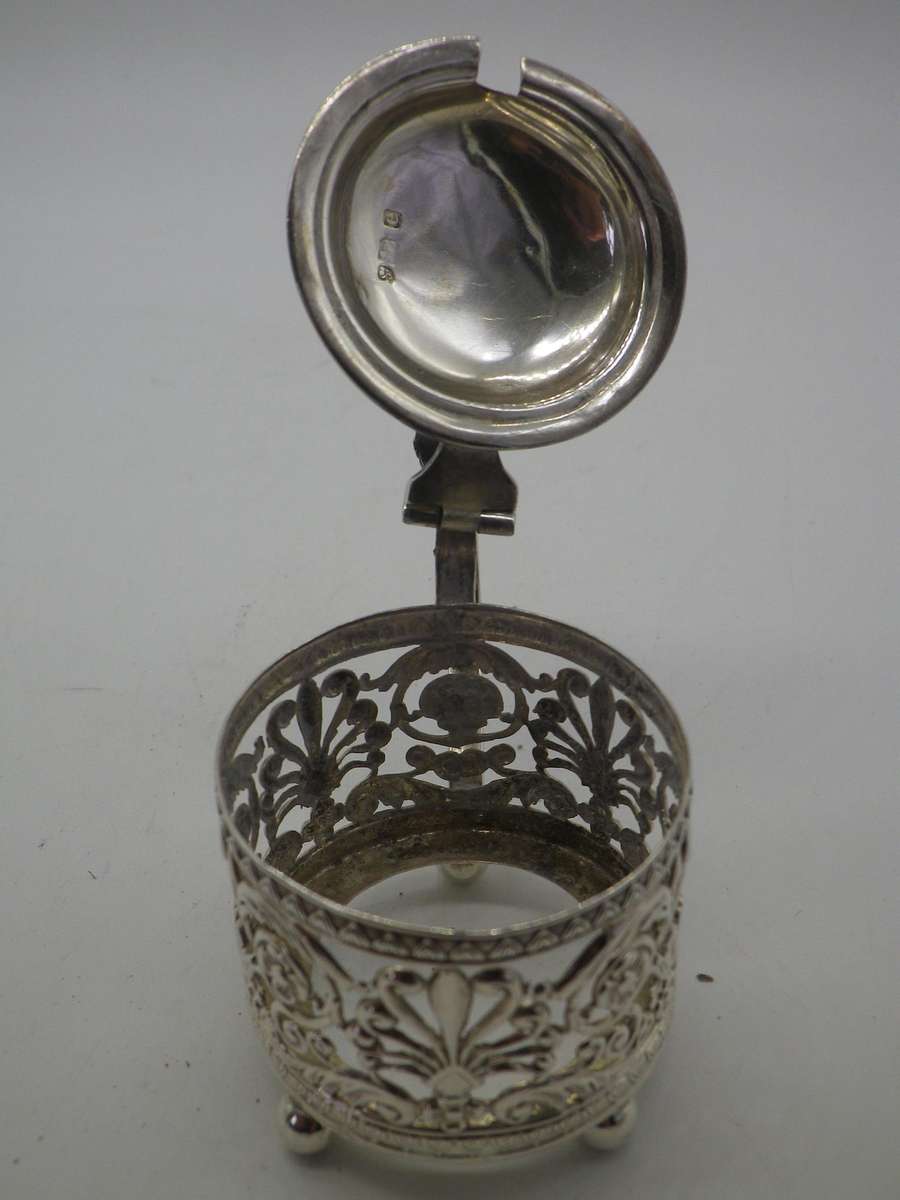 Hallmarked silver MUSTARD POT. Birmingham. No liner.