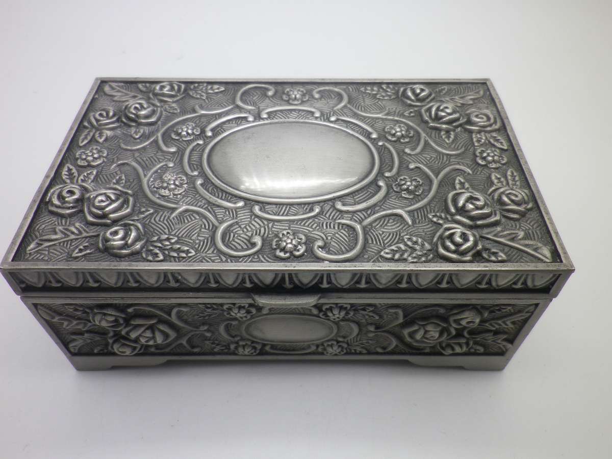 Nice Vintage Pewter Jewellery box with velvet lining.