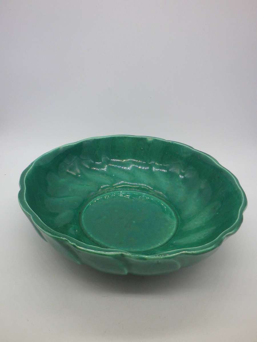 Vintage Mid Century Lucia Ware green round bowl. No 6406 20.5cm