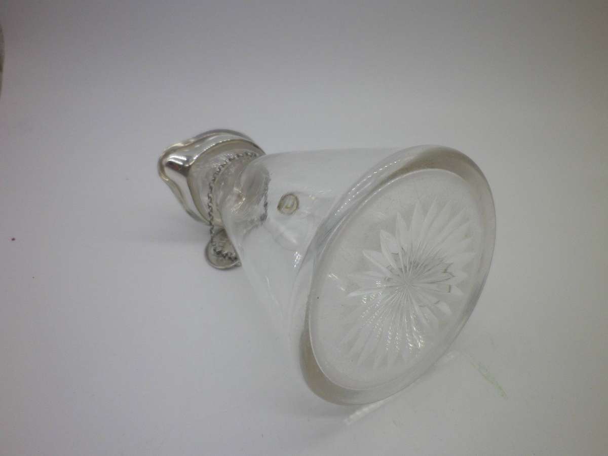 Rare Whiskey Noggin with hallmarked silver lid and label.  London, 1896. 11cm