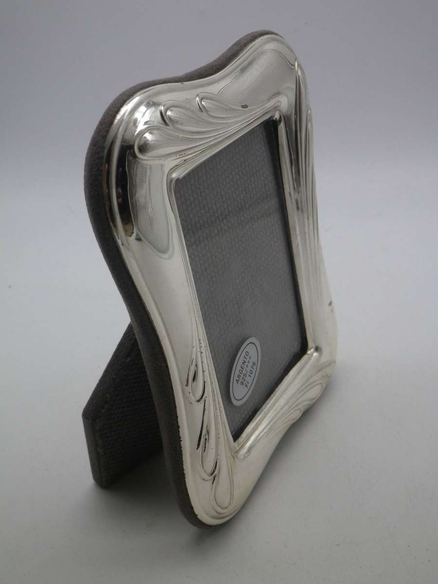 Hallmarked Sterling Silver Standing Photo frame. 13x10cm