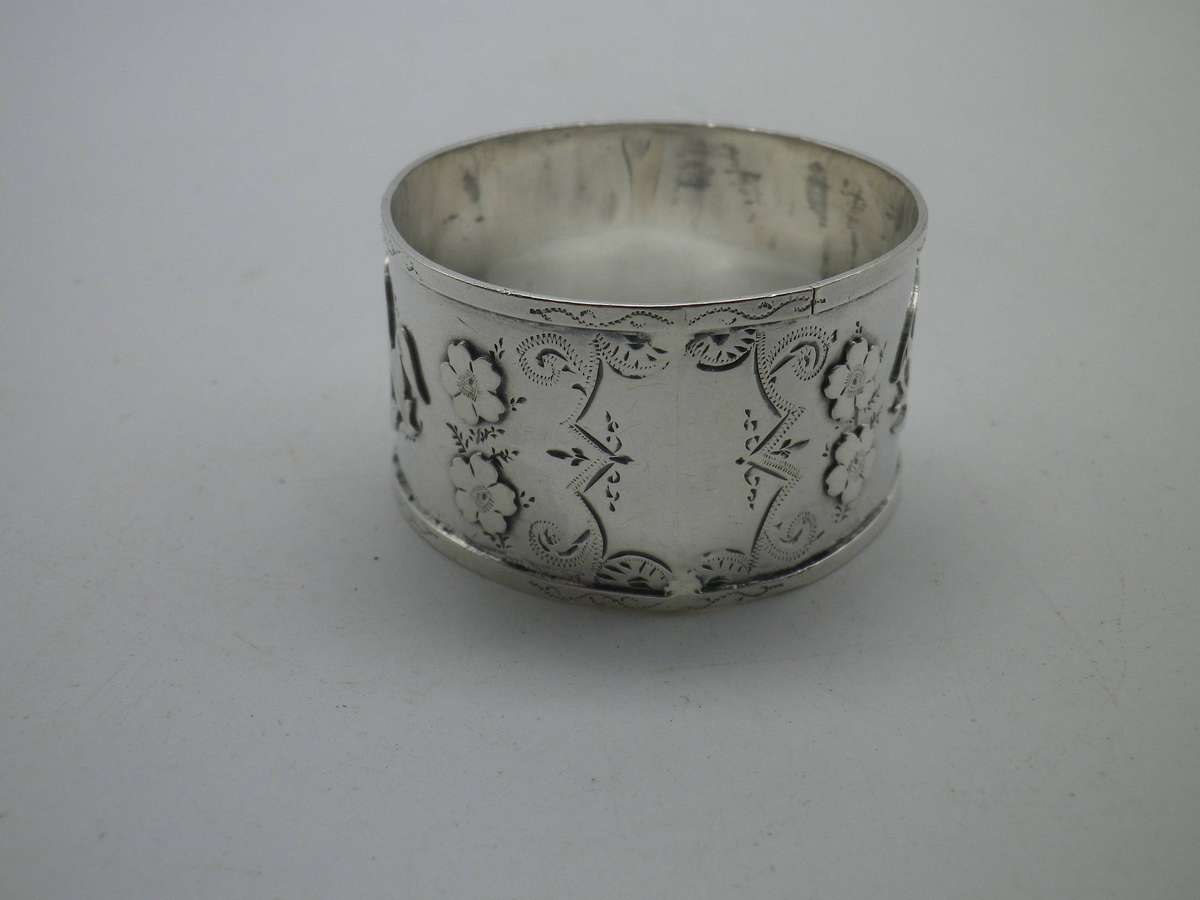 Hallmarked Sterling Silver Serviette Ring. Birmingham, 1911. 18.71g Beautiful