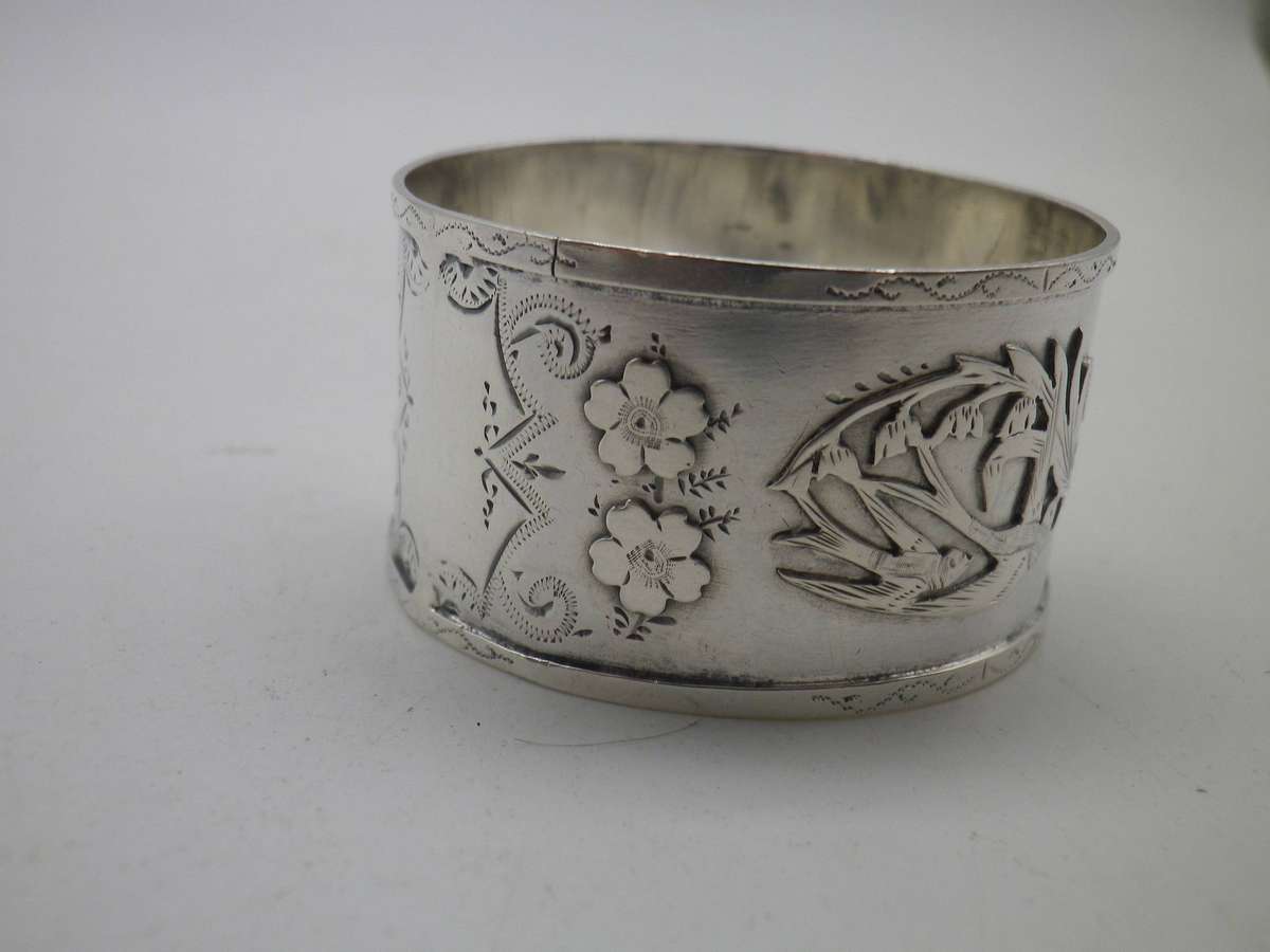 Hallmarked Sterling Silver Serviette Ring. Birmingham, 1911. 18.71g Beautiful