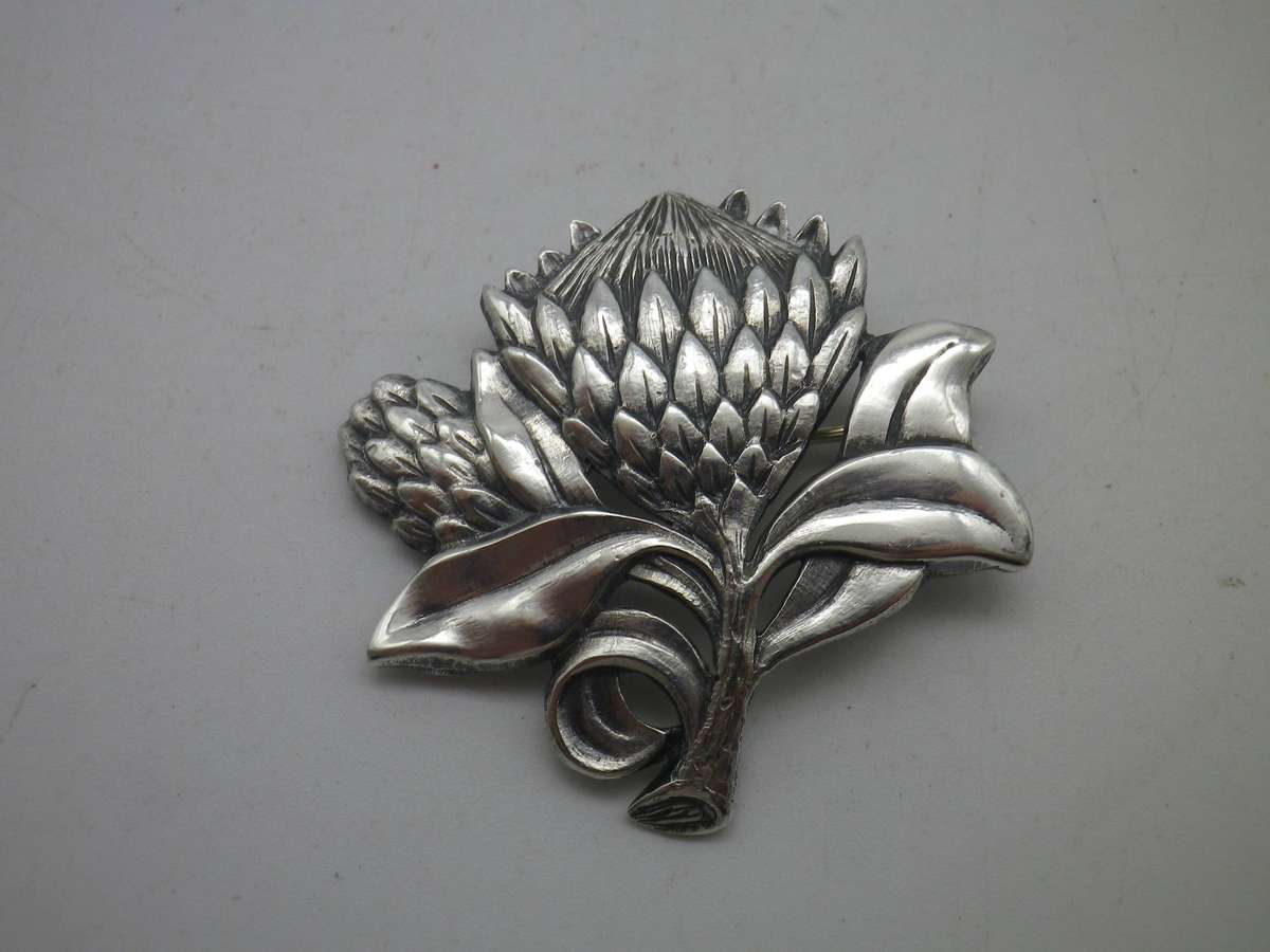 Vintage Sterling Silver Protea Brooch by SA Designer Carina. 4x3.5cm. 6.71g
