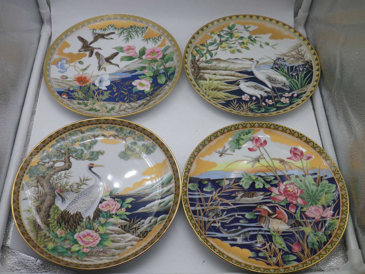FOUR Japanese Matsubara Nobuo Porcelain Hand Painted Vintage Plates. Danbury Mint 20cm