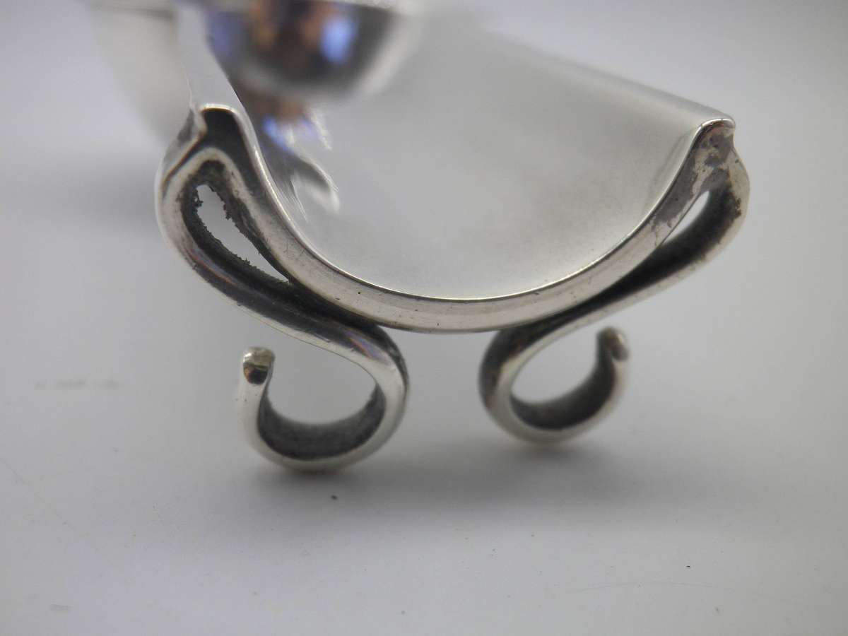 Hallmarked Sterling Silver Cigar Rest. Chester 1910. Pringle & Sons. 9.4 x 4.7cm 31.2g RARE!!!