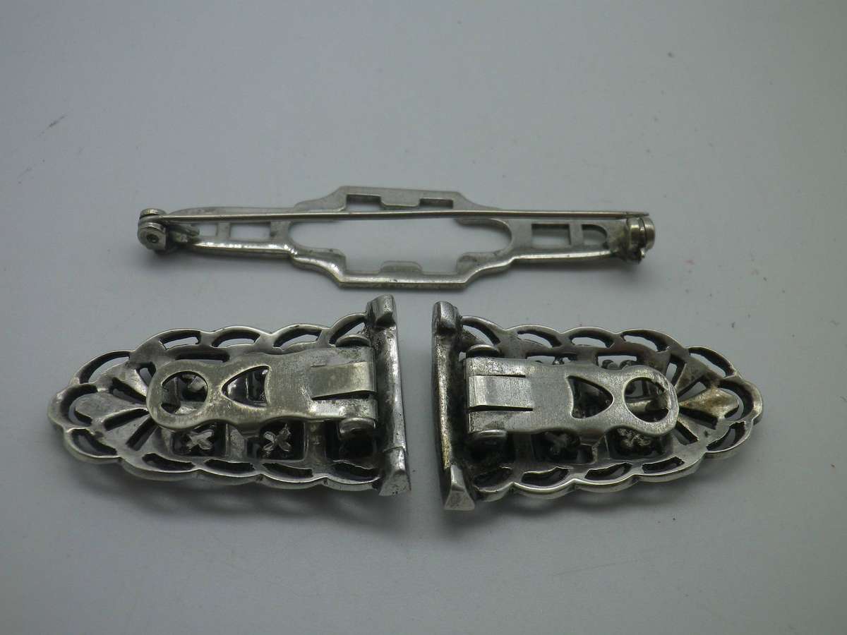 ART DECO c1930s Marcasite Duet Brooch and Dress clip. 4 x 2cm