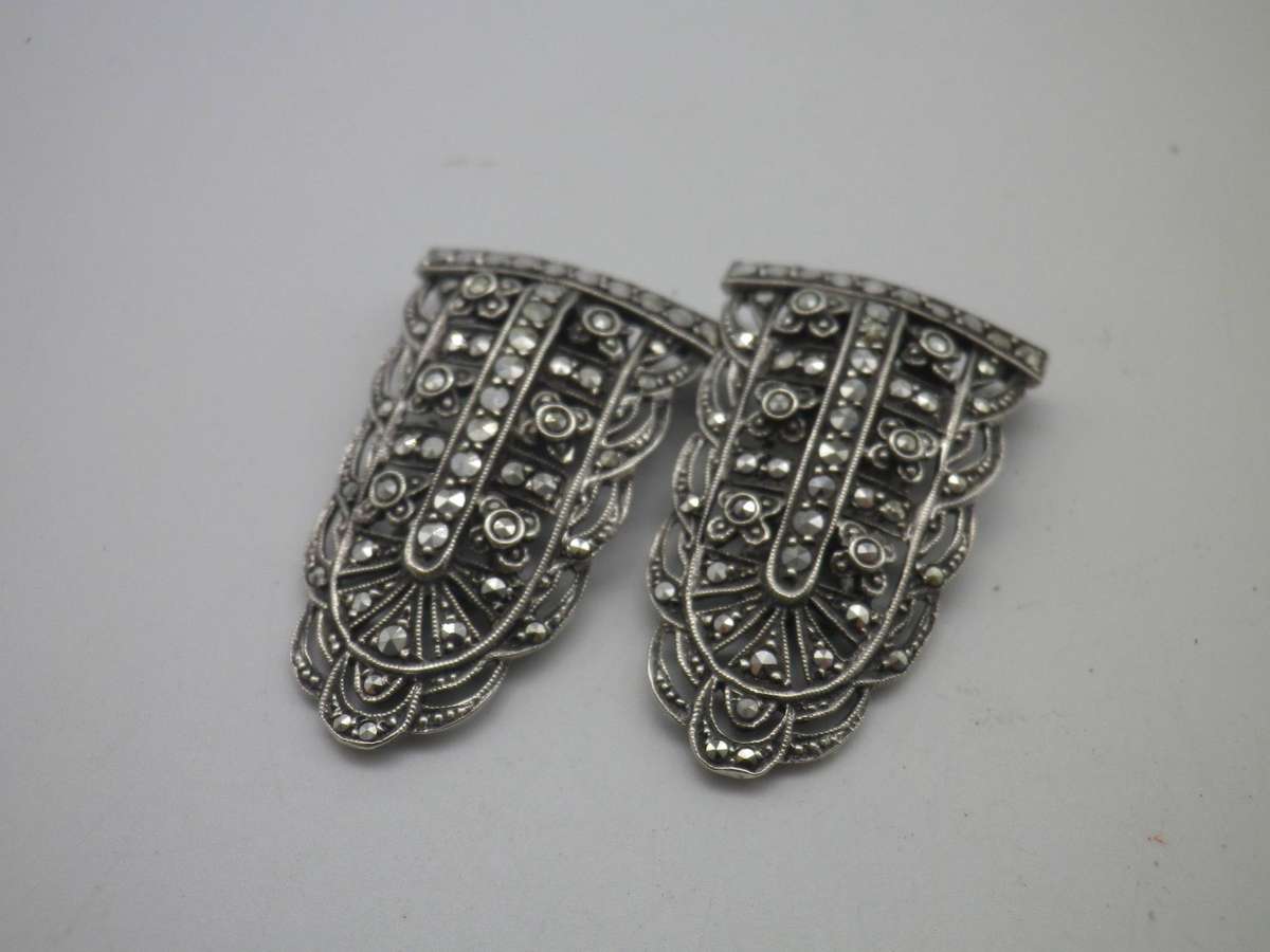 ART DECO c1930s Marcasite Duet Brooch and Dress clip. 4 x 2cm