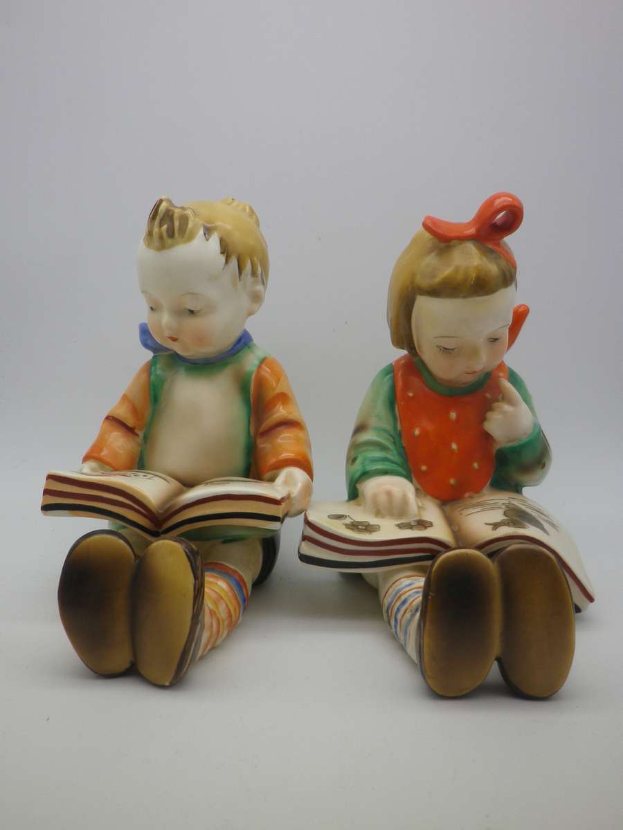 Pair Porcelain Vintage BOOKENDS - little boy & girl reading. Japan Hummel Reproduction 15x12x10cm