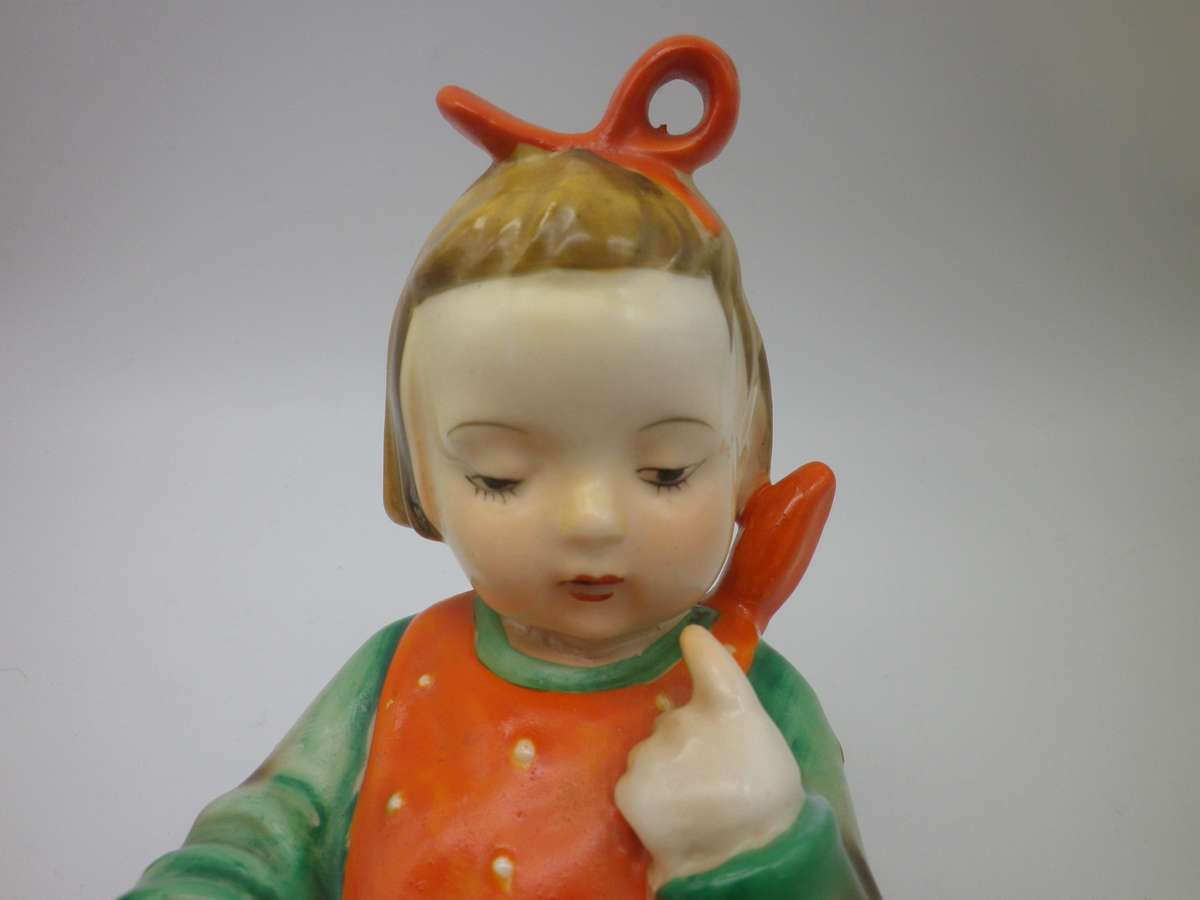 Pair Porcelain Vintage BOOKENDS - little boy & girl reading. Japan Hummel Reproduction 15x12x10cm