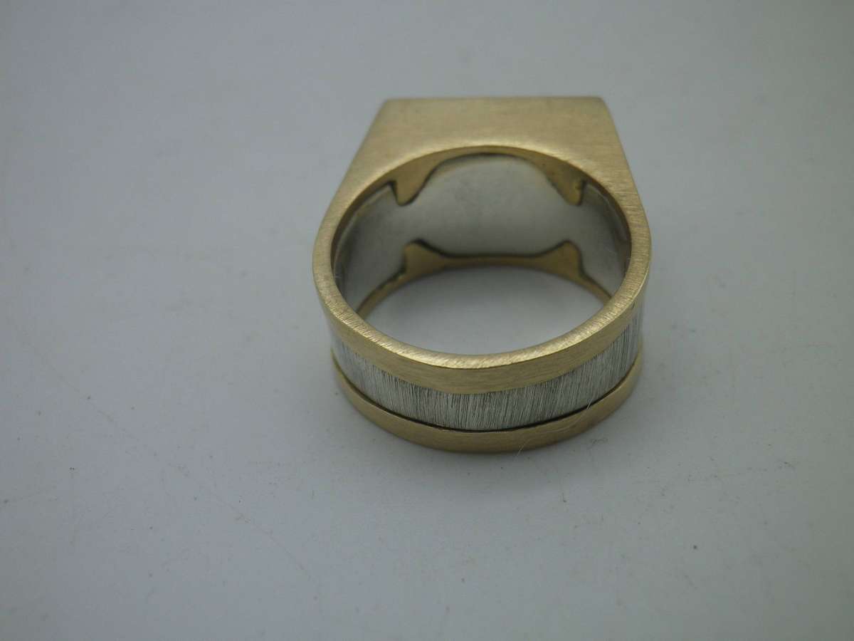 Interesting Sterling Silver & Brass Ring with SECRET COMPARTMENT! Size N 1/2