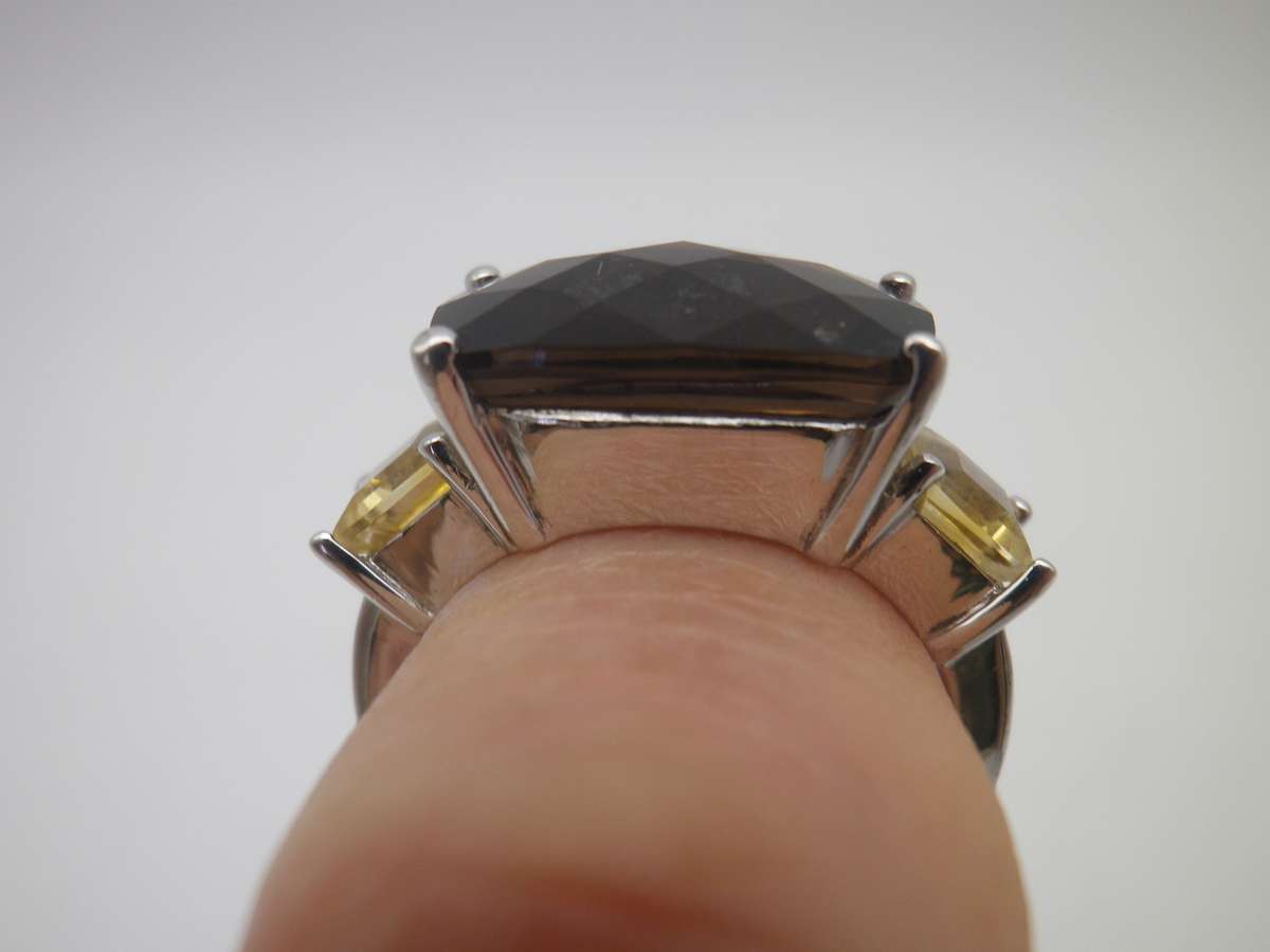 Sterling Silver, Smoky Quartz & Citrine  Ring. Rhodium plated. Size: P. 6g