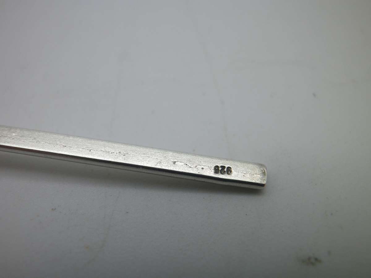 Sterling Silver Bookmark.  14.5cm long. 5.40g