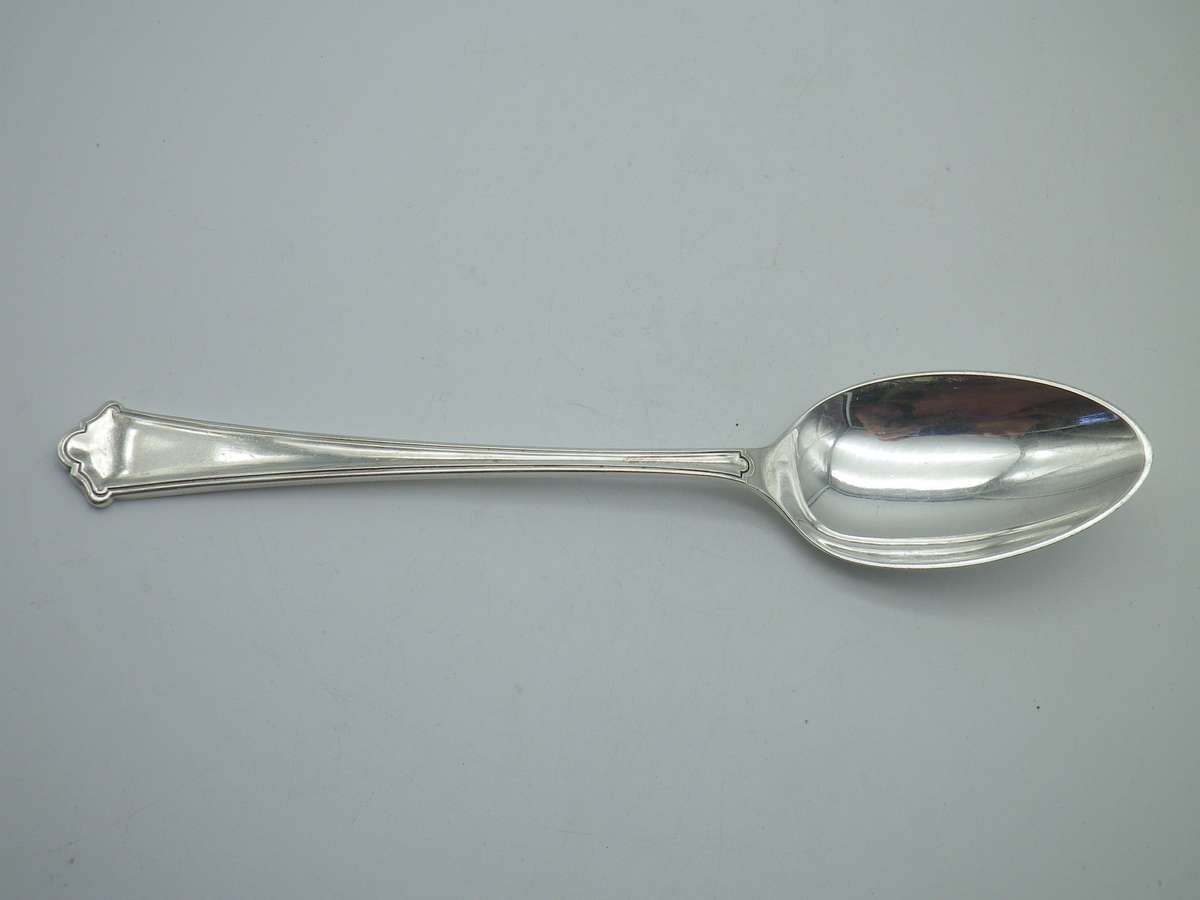 Silver plated Serving Spoon. Good quality ELKINGTON PLATE, England
