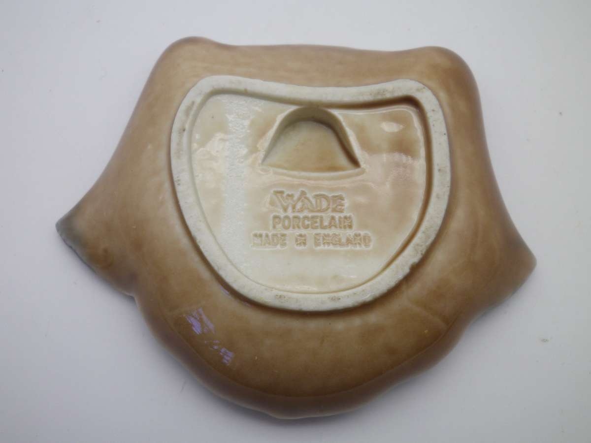 WADE PORCELAIN DOG FACE small trinket dish. 9.5x 7.5cm