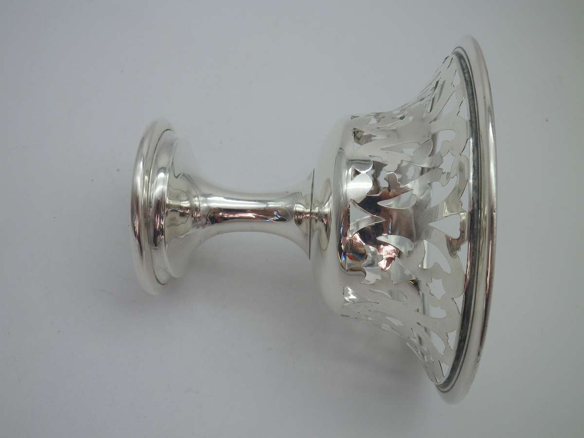 Edwardian Hallmarked Silver Pedestal Tazza sweet dish. Birmingham, 1912 FH Adams Ltd 9cm 51.5g