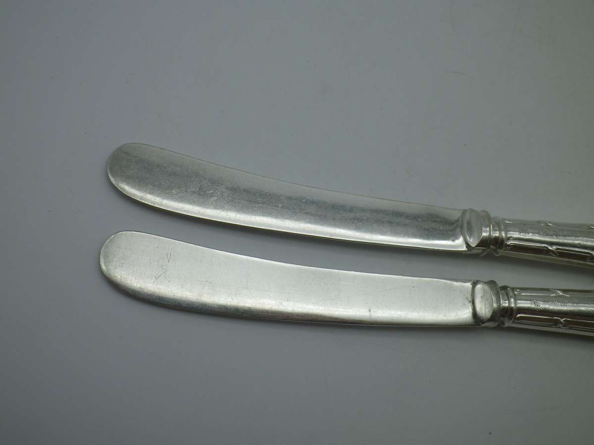 Pair Antique Sterling Silver Butter knives. Sheffield, 1921. Frederick C Asman & Co.