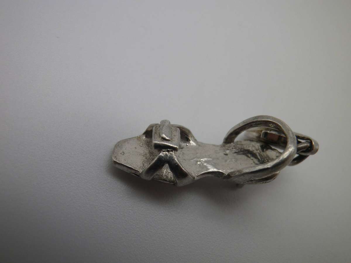 Cute Sterling Silver Vintage SHOE charm. 2cm. 1.73g