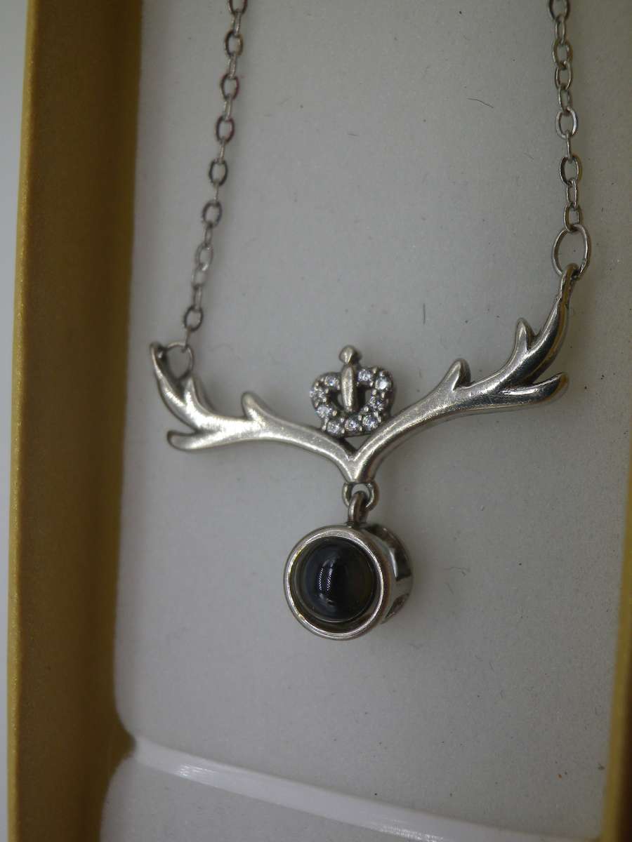 Unusual STERLING SILVER STANHOPE NECKLACE. Says "I love you" in many languages