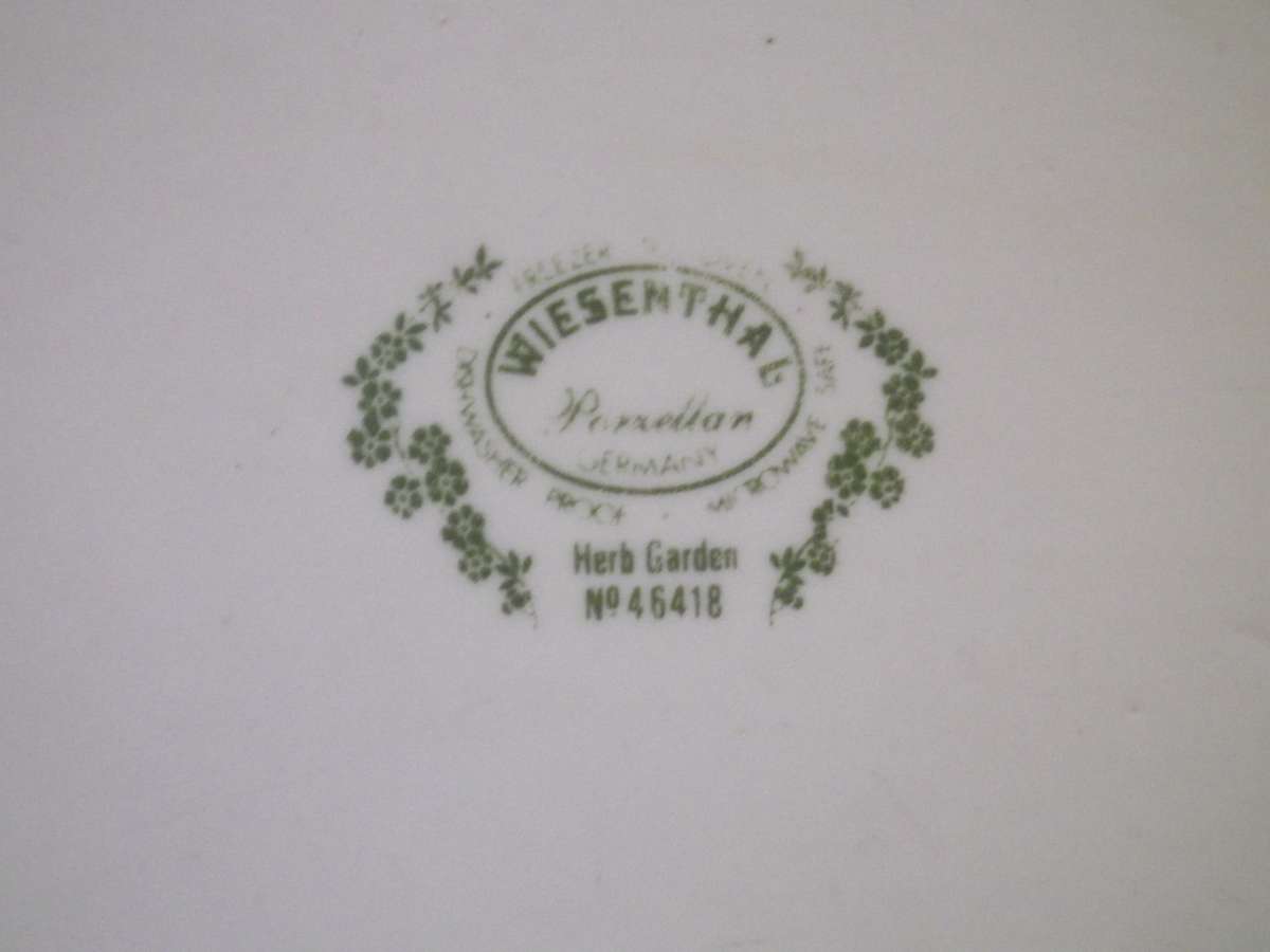 Wiesenthal, Germany Large Baking dish. "Rosemary" Pattern. Microwave & dishwasher safe