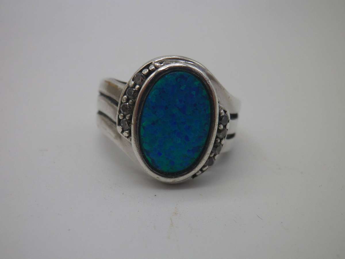 Quality Designer Mexican Sterling silver & lab created Blue Opal ring. Size: N. 6.4g
