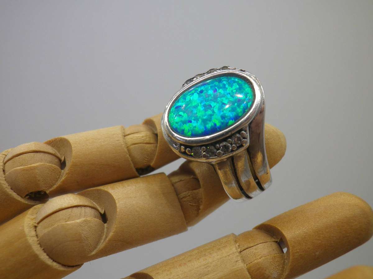 Quality Designer Mexican Sterling silver & lab created Blue Opal ring. Size: N. 6.4g