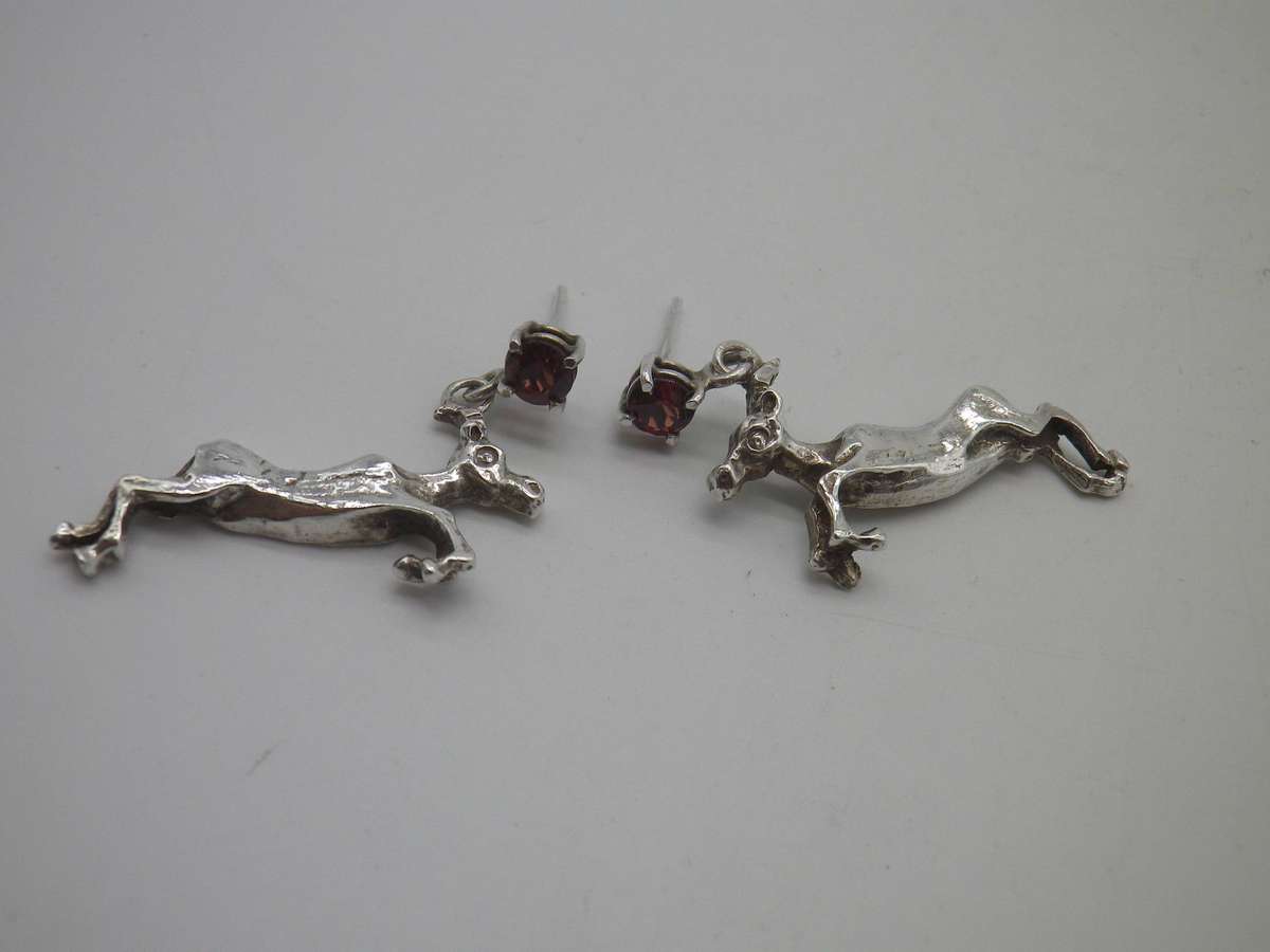 Vintage Sterling Silver & Garnet SPRINGBOK Earrings. 3.5cm