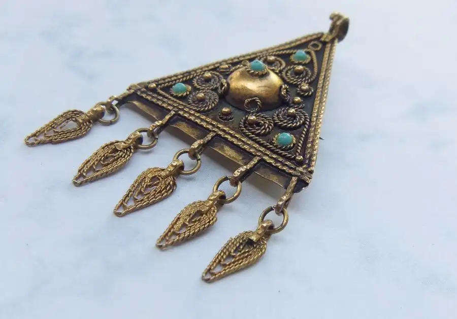 Unusual Gold plated 800 silver brooch with blue beads.  6.7 x 4.4 cm  9.2 grams