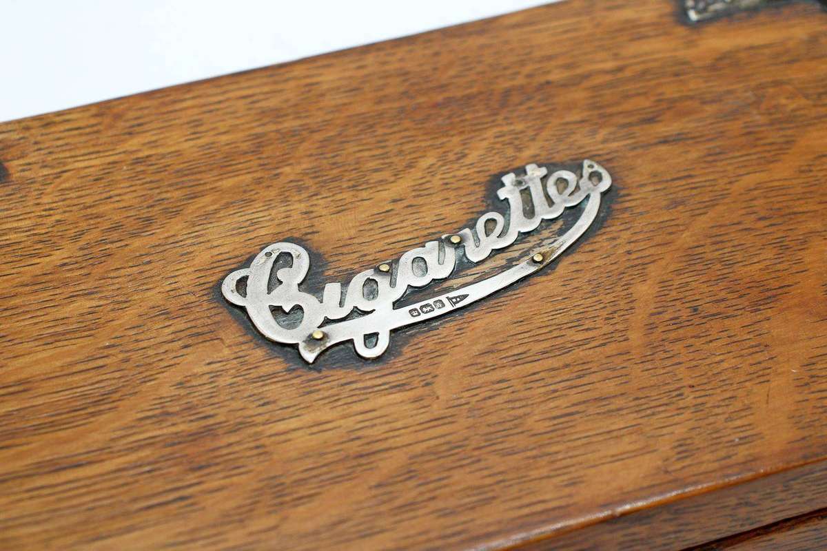 Antique Oak Silver Mounted Cigarette Box, Walker & Hall, Sheffield 1910. 21.5cm